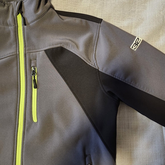 Weatherproof 32 DEGREES soft shell jacket size L (14/16) Big Boy - Picture 6 of 6